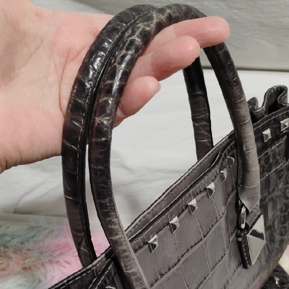 SALE! Michael Kors Hamilton Crocodile Embossed Silver Studded Tote Bag - Picture 16 of 16